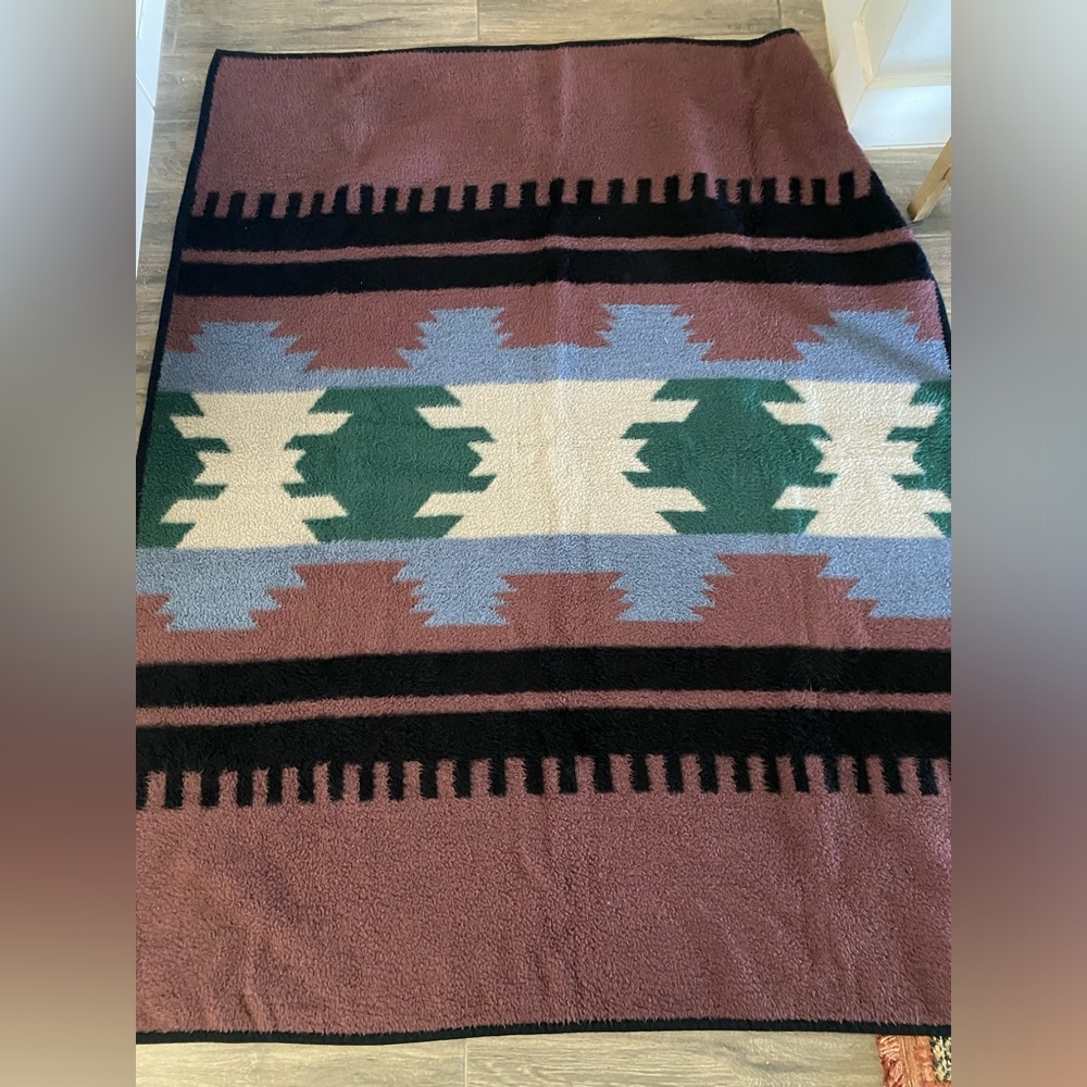Vintage BIEDERLACK AZTEC BLANKET Throw Southwestern Fleece